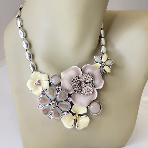 Floral Necklace Enamel Statement Necklace and Earrings Set - Picture 8 of 14